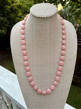 Vintage Pink Cabochon Statement Necklace – Pastel Gold Accents